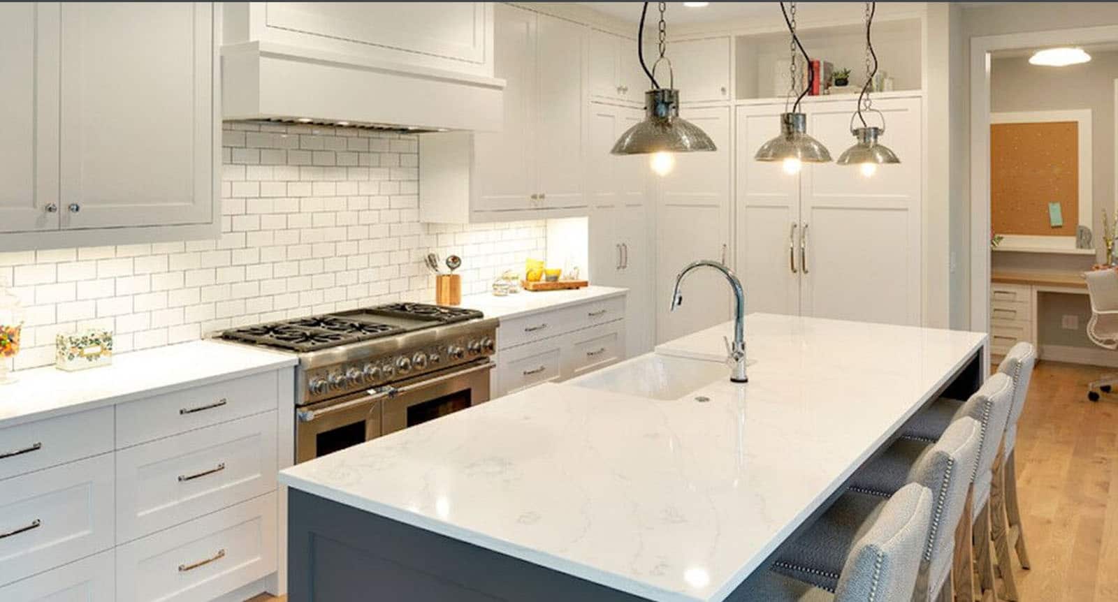 Solid Surface Offering<span>2013</span>